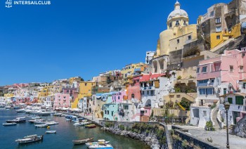 Sailing Cruise From Procida to Pontine Islands on  Oceanis 45