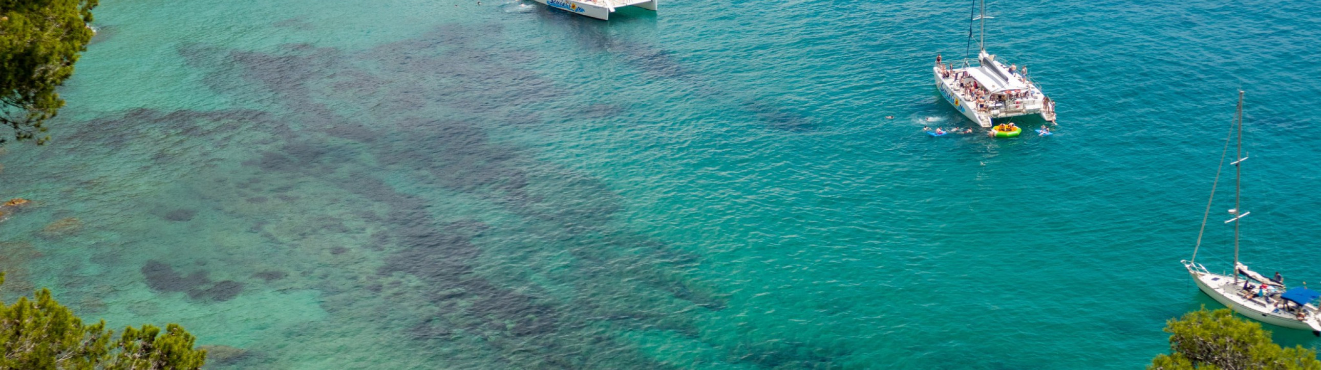 Day Cruise Catamaran 125 in Barcelona - cover photo