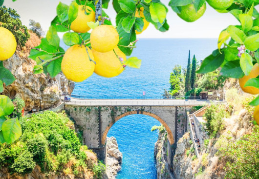 Captivating Amalfi Coast and Capri: A Sailing Journey through Lemon-Scented Paradise