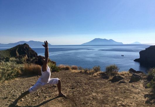 Yoga and Sail among the seven sister in Sicily