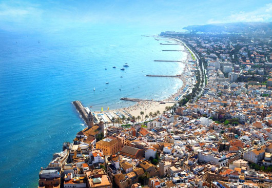 Barcelona Events, sailing trips, Bed and Breakfast on Board