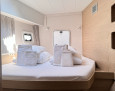 Lagoon 42 interior, Standard Double Cabin
