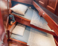 21-metre traditional Greek gullet interior, Double Cabin Bunks Beds