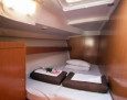 Cyclades 50 interior, Front double cabin