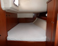Dufour 425 interior, Stern Cabin shared wc