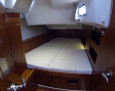 Oceanis interior, Standard Double Long beds Cabin