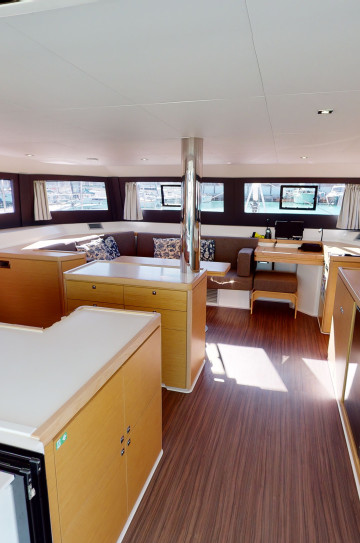 Dufour Catamaran 48 image 5