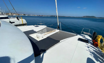 Catamaran Charter in Greece – Explore the South Greek Islands on a Sailing Vacation