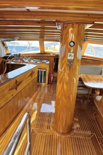 Gulet Deluxe 8 cabins image 9