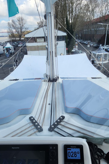 Lagoon 51 image 3