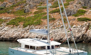 Catamaran 400 Greek Ionian Islands Cabin Charter
