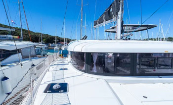 Catamaran Holidays in Croatia onboard the Lagoon 42