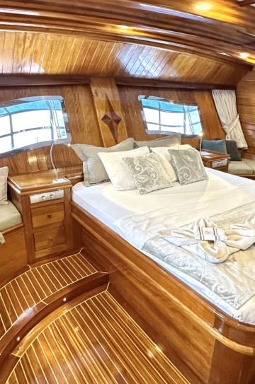 Gulet Deluxe 8 cabins image 12