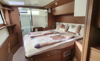 7-Day Ionian Islands Catamaran Cruise from Lefkada to Ithaca, Kefalonia and Hidden Greek Harbours