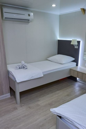 Motor Yacht 19 Cabins image 11