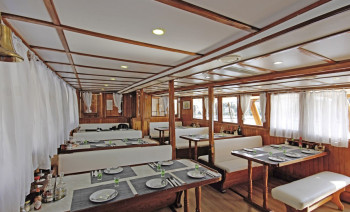Deluxe Gulet Cabin Charter Croatian Islands