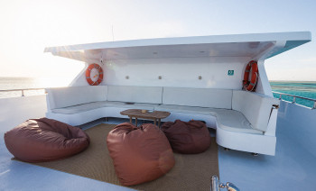 Red Sea Kitesurfing Cruise – Daily Riding from a Yacht