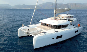 7 Days Sailing Between Sardinia and Corsica by Catamaran