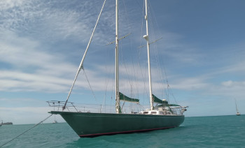 Grenadines Sailing Adventure: Explore Paradise Aboard a Classic Yacht