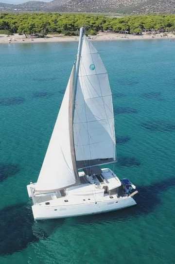 Lagoon 450F Catamaran image 1