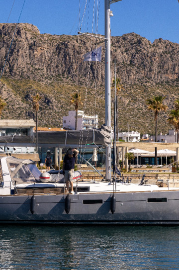Oceanis 45 image 1