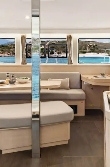 Comfort Class Catamaran – 4 Ensuite Cabins with A/C, Skipper & Host image 4