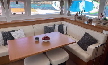 Island hopping cruises