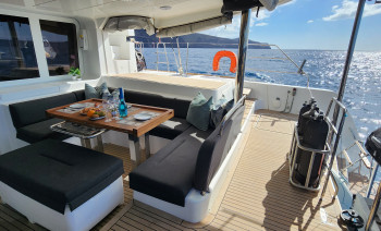 7-Day Ionian Islands Catamaran Cruise from Lefkada to Ithaca, Kefalonia and Hidden Greek Harbours