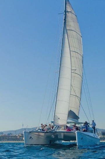 Catamaran 30 image 12
