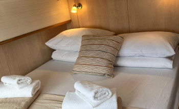 Seychelles Catamaran Adventure: Explore Islands and Reefs aboard Dream 60