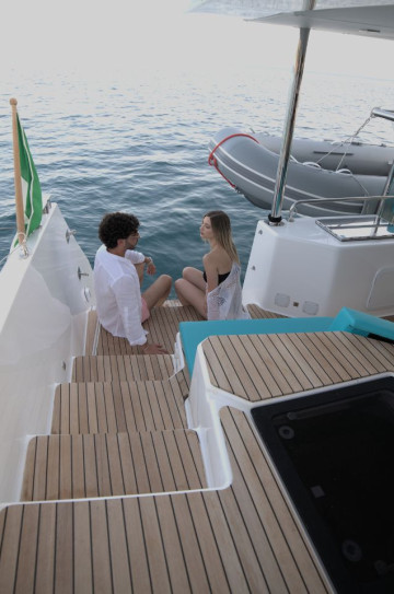 Dufour 48 image 10