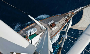 Discover the Saronic Gulf: Sailing Adventure from Athens