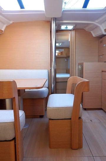 Dufour 430 Grand Large image 6
