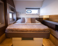 Bali 4.6 interior, Standard Double Cabin