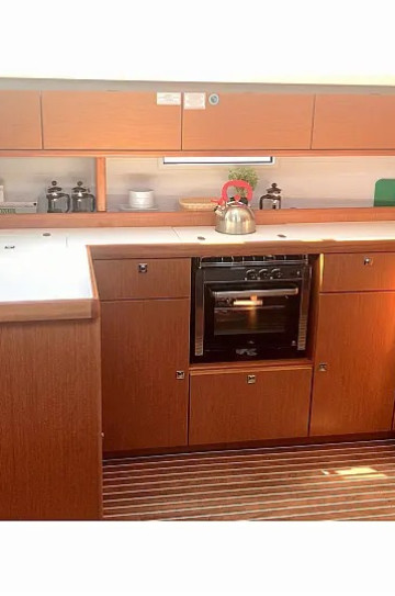 Bavaria Cruiser 51 ft 2019 image 10