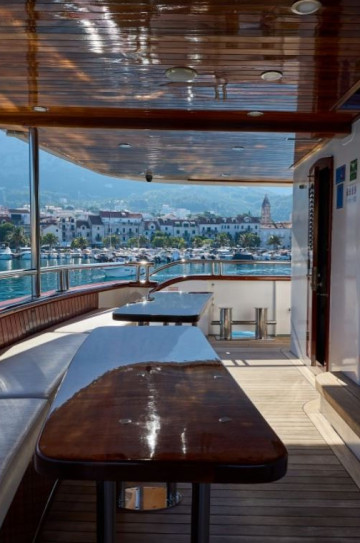 Motor Yacht 19 Cabins image 8