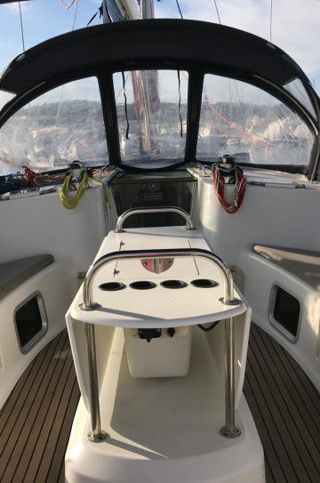 Sun Odyssey 49.5 image 5