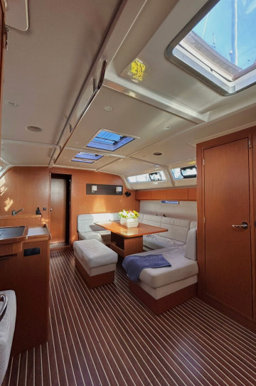 Bavaria Cruiser 51 ft 2019 image 9