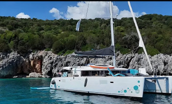 Ionian Islands Sailing Cabin Charter from Lefkada: A 7-Day Cruise to Meganisi, Ithaca and Kefalonia