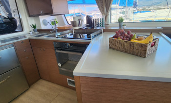 7-Day Ionian Islands Catamaran Cruise from Lefkada to Ithaca, Kefalonia and Hidden Greek Harbours