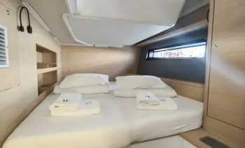 Central Dalmatia Sailing Cabin Charter from Trogir: A 7-Night Crewed Sailing Holiday Through Šolta, Hvar, Vis and Brač