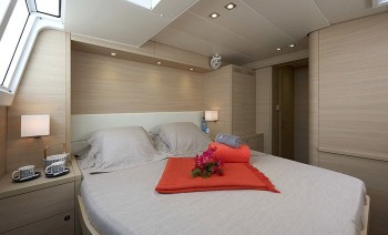 Luxury Catamaran Dream Cruise