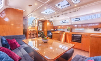 Northern Ionian Sailing Cabin Charter from Lefkada: A 7-Day Cruise to Paxos, Antipaxos and Corfu