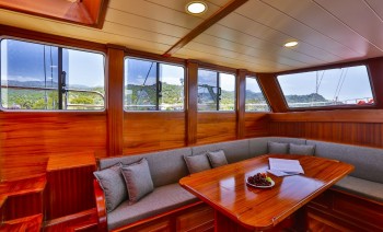 Luxury Sailing Cruise between Sardinia and Corsica