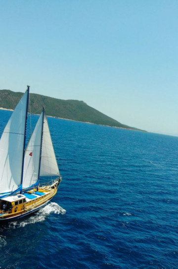 Gulet 6 cabins image 1