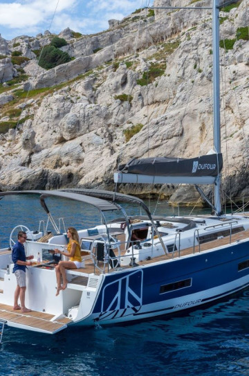 Dufour 530 image 1