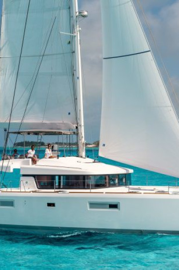 Lagoon 52 image 2