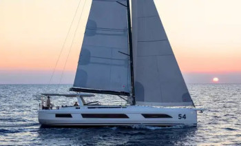 Central Dalmatia Sailing Cabin Charter from Trogir: A 7-Night Crewed Sailing Holiday Through Šolta, Hvar, Vis and Brač