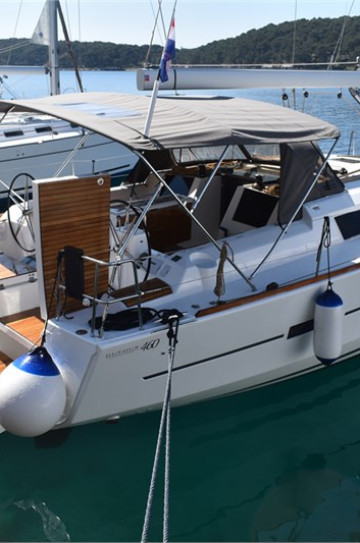 Dufour 460 image 1
