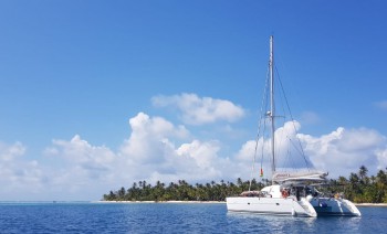 San Blas islands catamaran cruise